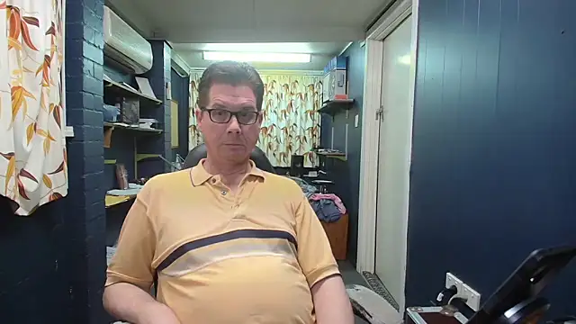 Snapshot of tilobinder chatting on October 26, 2025, 2:06 pm tilobinder online show from October 26, 2025, 2:06 pm