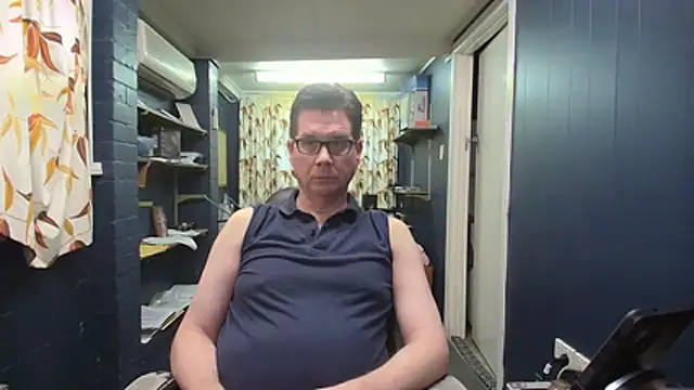 Snapshot of tilobinder chatting on October 25, 2025, 1:45 pm tilobinder online show from October 25, 2025, 1:45 pm