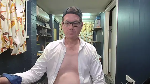 Snapshot of tilobinder chatting on January 9, 2026, 3:19 pm tilobinder online show from January 9, 2026, 3:19 pm