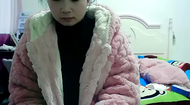 Snapshot of CN-Xiaoxi chatting on March 3, 2025, 12:01 am CN-Xiaoxi online show from March 3, 2025, 12:01 am