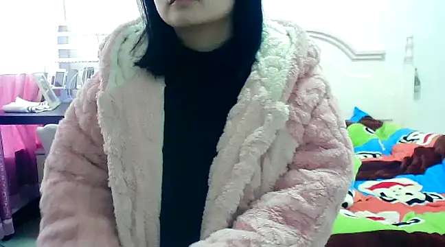 Snapshot of CN-Xiaoxi chatting on February 18, 2025, 12:37 am CN-Xiaoxi online show from February 18, 2025, 12:37 am