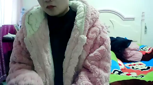 Snapshot of CN-Xiaoxi chatting on February 21, 2025, 12:05 am CN-Xiaoxi online show from February 21, 2025, 12:05 am