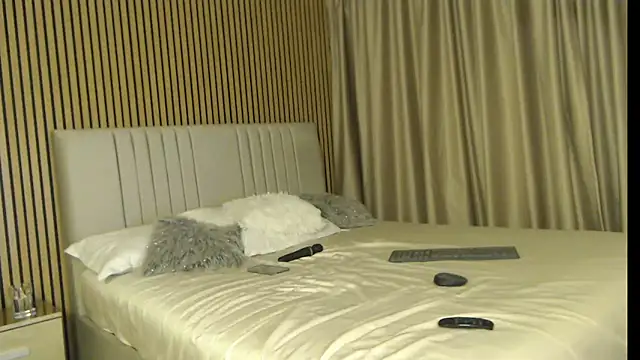 Snapshot of Halie_May chatting on March 22, 2026, 4:30 pm Halie May online show from March 22, 2026, 4:30 pm