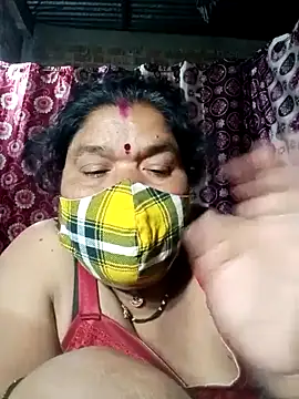 Snapshot of Hot_Falguni chatting on February 14, 2025, 1:23 am Hot Falguni online show from February 14, 2025, 1:23 am
