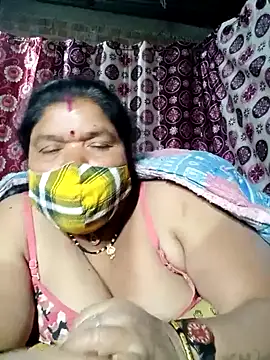 Snapshot of Hot_Falguni chatting on February 15, 2025, 1:42 am Hot Falguni online show from February 15, 2025, 1:42 am