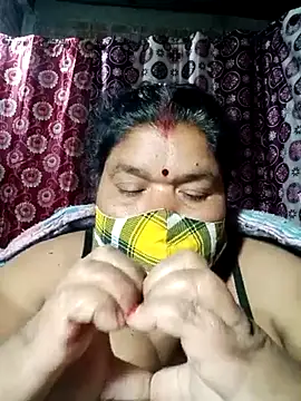 Snapshot of Hot_Falguni chatting on February 18, 2025, 1:21 am Hot Falguni online show from February 18, 2025, 1:21 am
