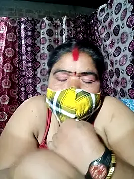 Snapshot of Hot_Falguni chatting on February 10, 2025, 1:35 am Hot Falguni online show from February 10, 2025, 1:35 am