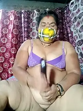 Snapshot of Hot_Falguni chatting on February 11, 2025, 4:56 pm Hot Falguni online show from February 11, 2025, 4:56 pm