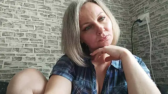 EdithManning online show from March 19, 2025, 9:28 am