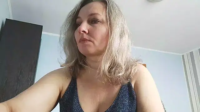 EdithManning online show from February 13, 2026, 8:03 am