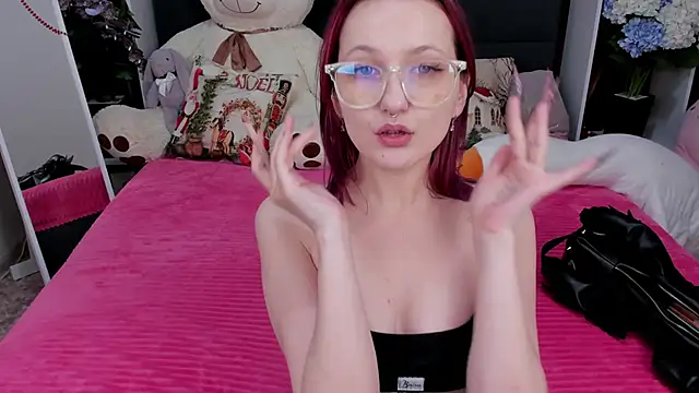 MiaKarlos online show from January 19, 2026, 1:53 am