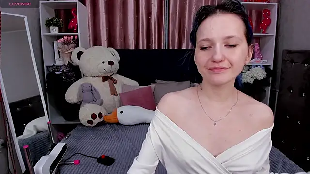 Snapshot of MiaKarlos chatting on February 23, 2025, 1:13 am MiaKarlos online show from February 23, 2025, 1:13 am