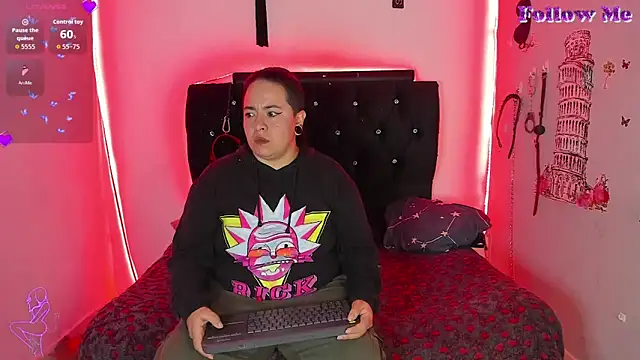 katieeandsharonn online show from March 11, 2026, 1:38 pm