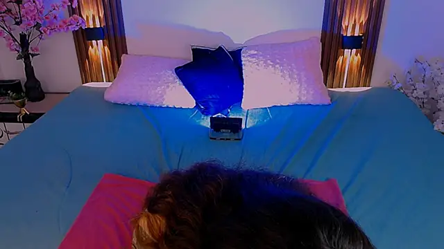 Snapshot of AmyHE chatting on February 7, 2026, 10:45 am AmyHE online show from February 7, 2026, 10:45 am