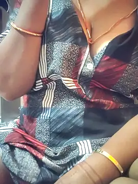 Hot-Anuska online show from October 31, 2025, 7:21 pm