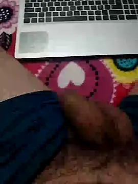 Snapshot of piernonboy chatting on December 10, 2024, 4:45 am piernonboy online show from December 10, 2024, 4:45 am