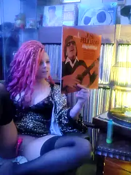 Snapshot of EdgesOfReality chatting on February 15, 2026, 7:02 pm EdgesOfReality online show from February 15, 2026, 7:02 pm