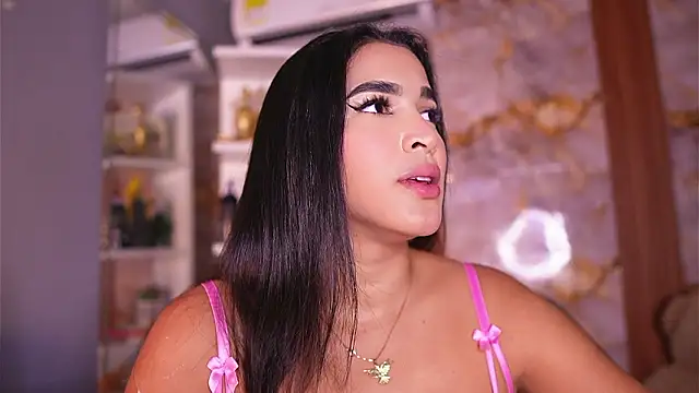 Snapshot of zoey-fox chatting on March 11, 2026, 11:10 pm zoey-fox online show from March 11, 2026, 11:10 pm