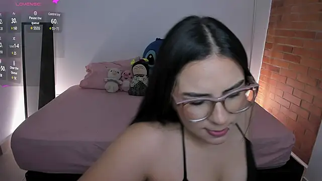 charlotte blass online show from January 25, 2025, 3:09 am