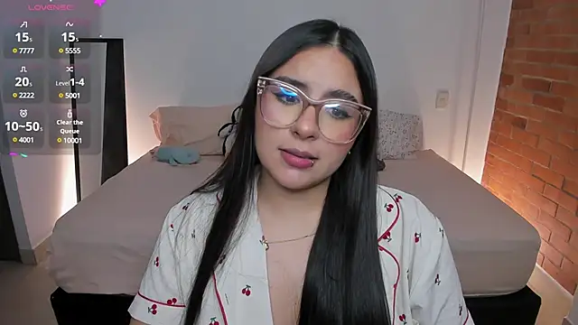 charlotte blass online show from January 21, 2025, 2:11 am