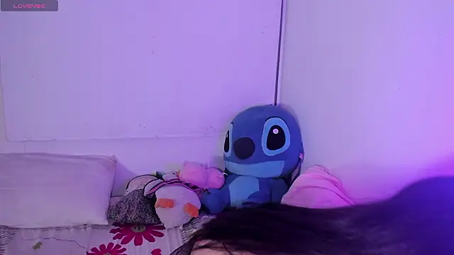 charlotte blass online show from March 1, 2026, 2:22 am