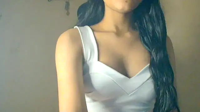 Snapshot of Chandani-Love chatting on August 4, 2026, 11:53 pm Chandani-Love online show from August 4, 2026, 11:53 pm