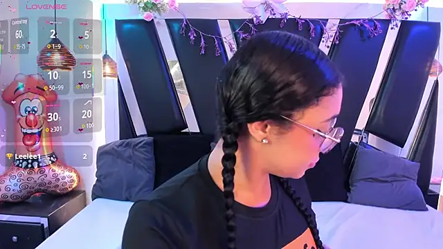 antonelllepiercee online show from February 24, 2026, 11:33 am