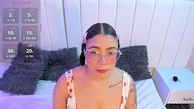 antonelllepiercee online show from March 18, 2026, 11:24 am