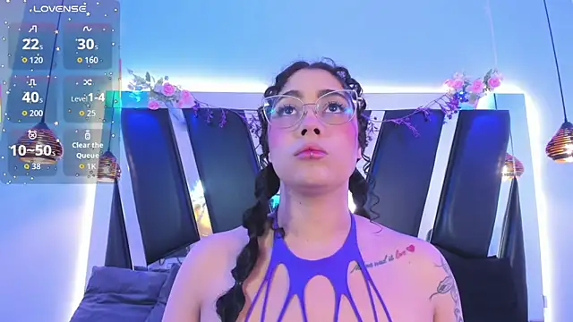 antonelllepiercee online show from January 10, 2026, 11:27 am