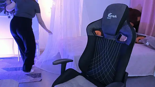 KellyPoter online show from February 24, 2026, 10:05 am