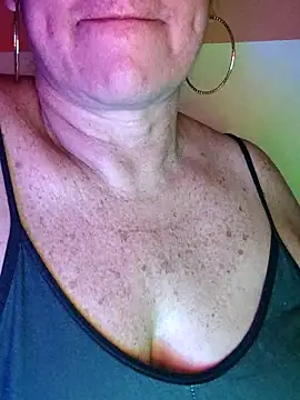 Kasandra Ho online show from March 23, 2026, 2:50 pm