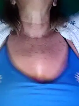 Kasandra Ho online show from December 22, 2025, 7:41 am