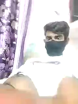 piyush 7inch online show from January 19, 2025, 12:39 pm
