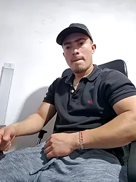 dragon1006 online show from April 1, 2026, 6:15 am