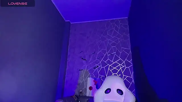 Snapshot of amelierouss chatting on February 4, 2026, 3:34 am amelierouss online show from February 4, 2026, 3:34 am