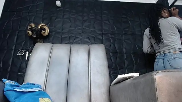 Hanna Fox 69 online show from April 23, 2026, 9:27 am