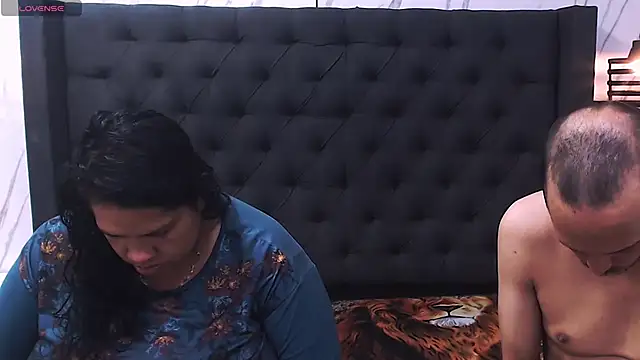 Candy and Jh0n online show from April 10, 2026, 3:35 am