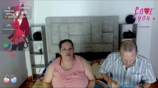 Candy and Jh0n online show from April 1, 2026, 7:44 pm