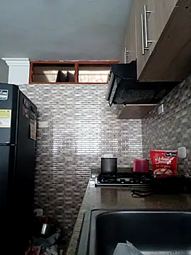 kharoll online show from April 12, 2026, 2:42 pm