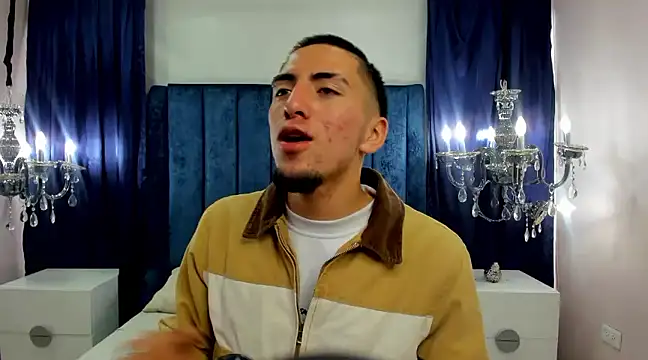 Snapshot of King_Dante_ chatting on February 6, 2025, 7:51 pm King Dante online show from February 6, 2025, 7:51 pm