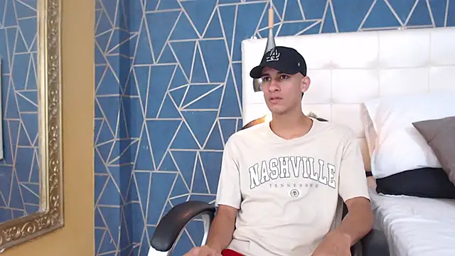 Snapshot of JakeMoxley chatting on February 18, 2025, 1:22 pm JakeMoxley online show from February 18, 2025, 1:22 pm