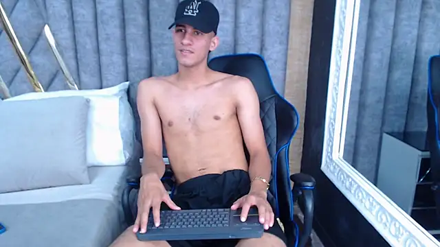 Snapshot of JakeMoxley chatting on March 6, 2025, 3:02 pm JakeMoxley online show from March 6, 2025, 3:02 pm