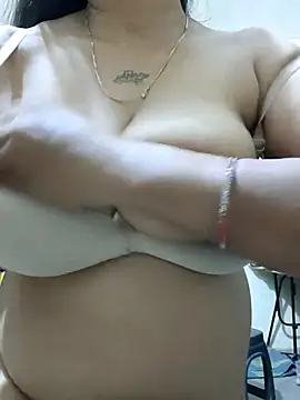 Neha8923 online show from May 11, 2026, 10:51 pm