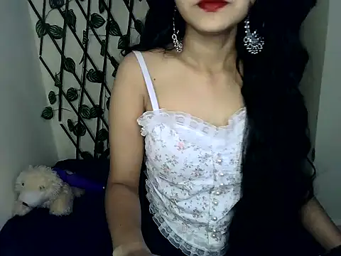 Snapshot of SUZY_FROMUS chatting on January 23, 2025, 2:50 pm SUZY FROMUS online show from January 23, 2025, 2:50 pm