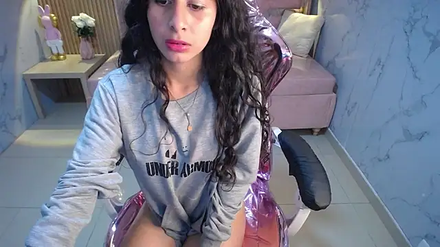 Snapshot of paris_sub1_ chatting on February 16, 2025, 1:05 pm paris sub1 online show from February 16, 2025, 1:05 pm