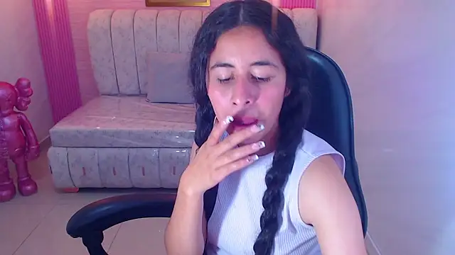 paris sub1  online show from November 4, 2025, 1:04 pm