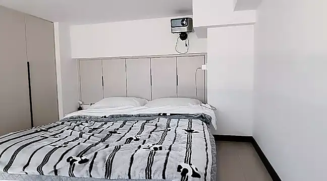 Snapshot of moyan-001 chatting on December 29, 2024, 7:28 am moyan-001 online show from December 29, 2024, 7:28 am