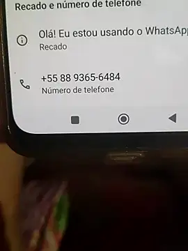 Snapshot of moreninha_hoott chatting on February 23, 2025, 10:39 am moreninha hoott online show from February 23, 2025, 10:39 am