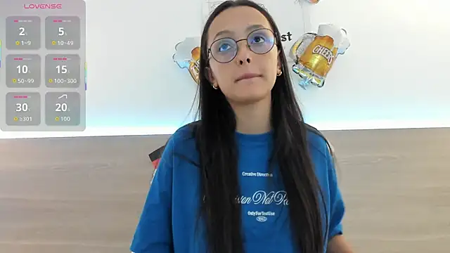 Snapshot of nataliiiiia chatting on September 26, 2025, 12:12 pm nataliiiiia online show from September 26, 2025, 12:12 pm