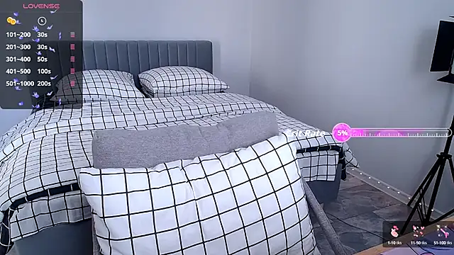 Tanya M online show from September 13, 2025, 6:13 am